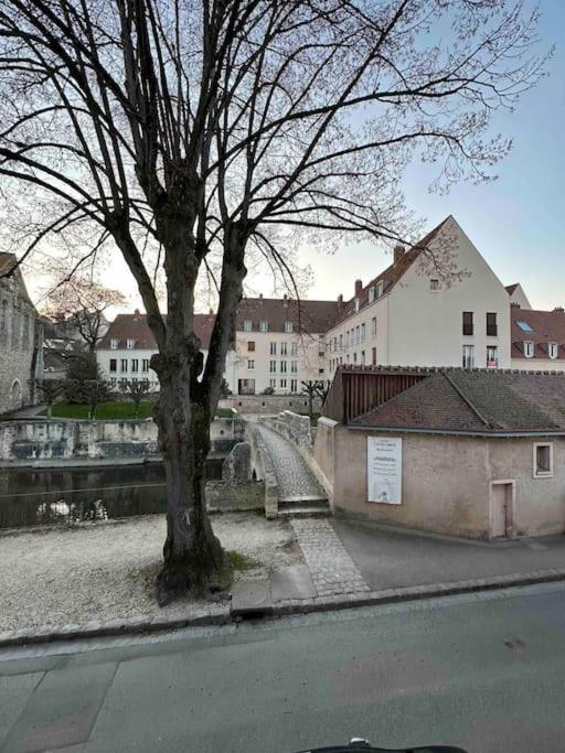 Appartement Bords De L'Eure Charmant Studio Chartres Dış mekan fotoğraf
