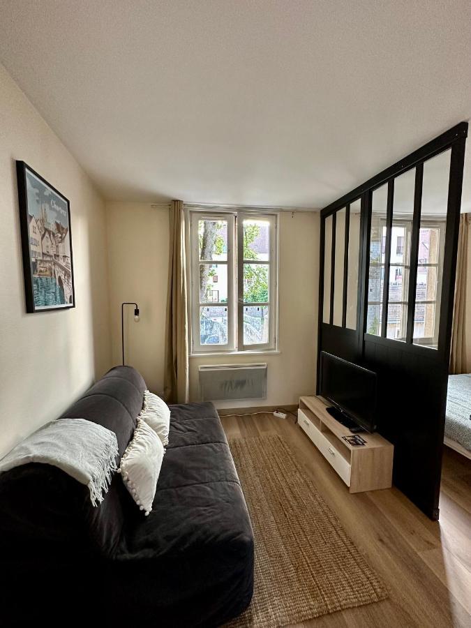 Appartement Bords De L'Eure Charmant Studio Chartres Dış mekan fotoğraf